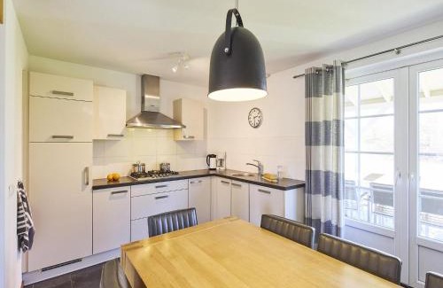Roggel Villa | Farmhouse in Limburg near Subtropical Pool
