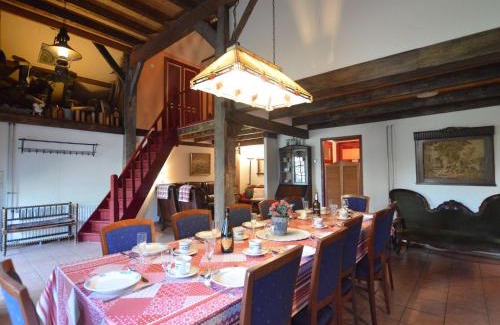 Municipality of Bergen op Zoom House | Farmhouse in Nieuwleusen near Lake and Nature