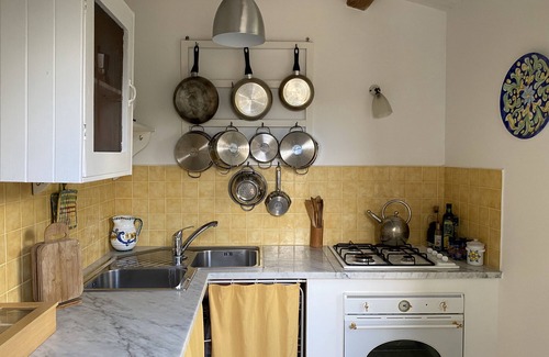 Calatafimi Villa | Farmhouse, lovingly restored, surrounded by green countryside of Calatafimi