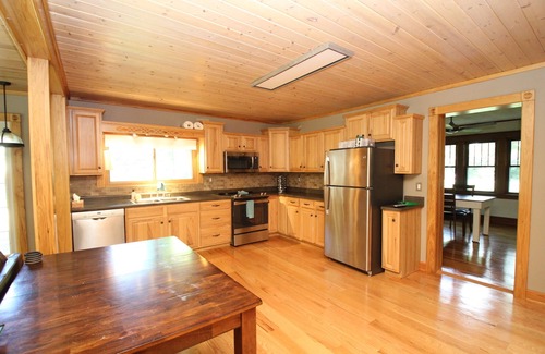 Afton Other | Farmhouse on 20 acres & Christmas tree farm, miles of hiking trails and woods