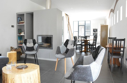 Fernelmont House | Farmhouse Retreat, Fernelmont