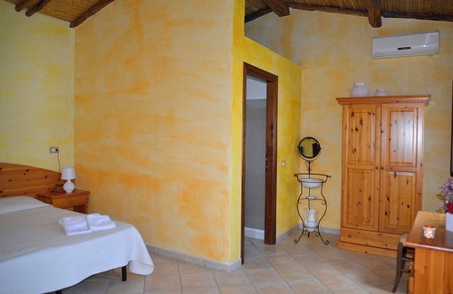 Galtelli Other | Farmhouse Rubinu - Ghiniperu