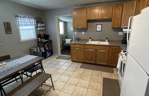 Alturas House | Farmhouse Style 2 Bedroom House