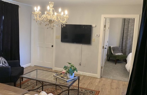 Birmingham Other | Farmhouse stay with Alpacas and goats.