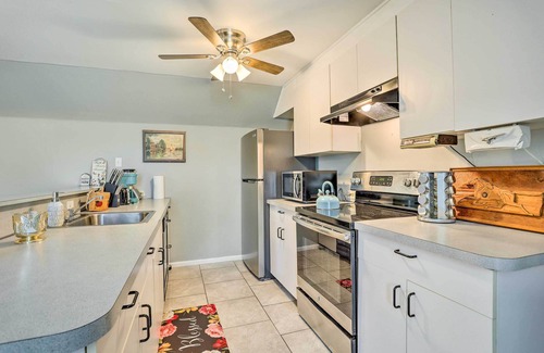 Sewell Apartment | Farmhouse Vacation Rental ~ 21 Mi to Philly!