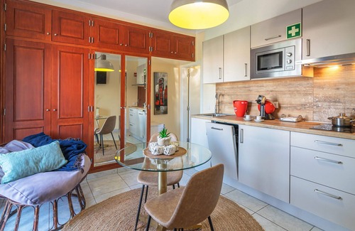 Montenegro Apartment | FARO AIRPORT FLAT 5 by HOMING