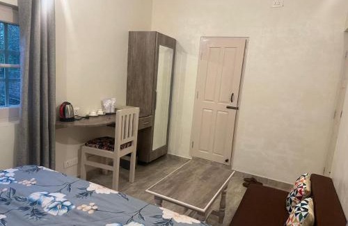 Srinagar House | Farsal Villa