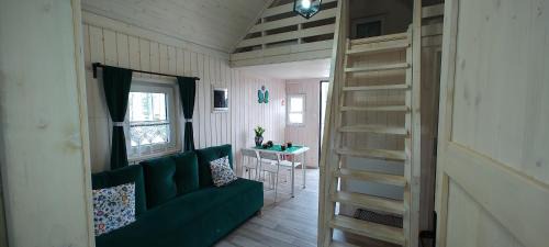 Wdzydze Kiszewskie Cabin | Farwne Checze - kolorowe domki