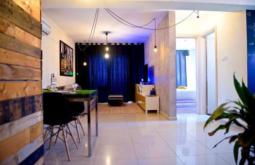Livadia Apartment | Fat Cow Apartment 101