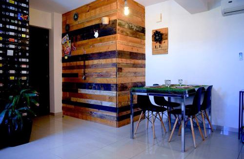 Livadia Apartment | Fat Cow Apartment 101