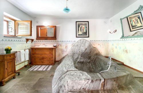 Gudo Hotel | Fattoria l'Amorosa