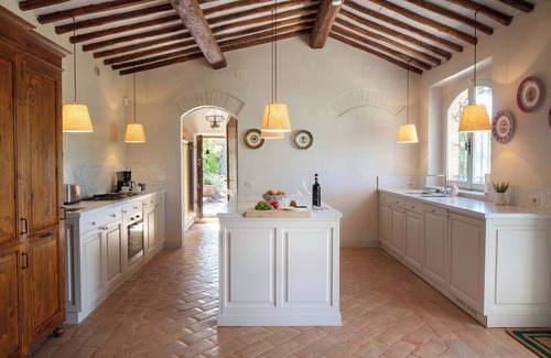 Rietine Villa | Fattoria Valtellina by Boutique | Tuscany