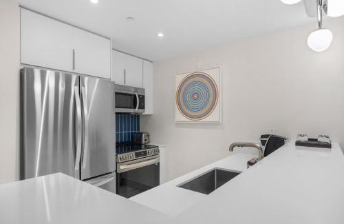 Mid Beach Resort | FB Miami Beach Tresor Private Luxury Suites