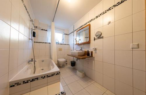 Schwanau Apartment | Fe Wo Europa Park - Straßburg - Colmar - Klimaanlage- Wallbox