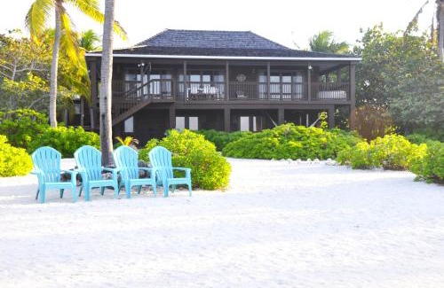 Tibbett's Turn Villa | Featherstone Estate, Cayman Brac