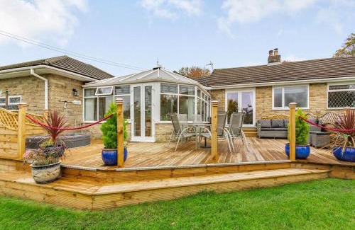 Darlington House | Featherstone House