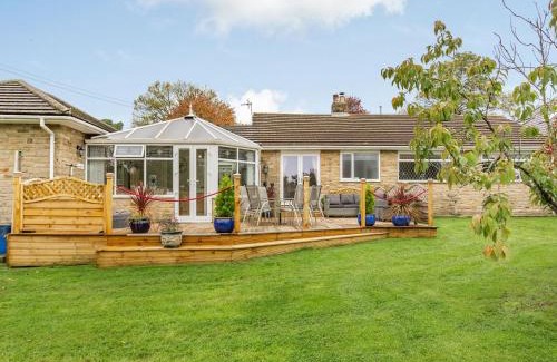 Darlington House | Featherstone House