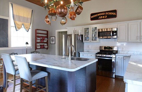 Pittsfield House | Featured in a Home & Garden TV Special 30 South Mountain Road