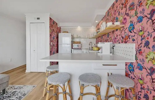 Carolina Beach Condo | Featured in WILMA magazine! OCEANFRONT 2bed/2bath condo, right on the boardwalk!