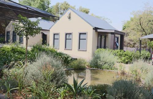 Zeerust House | Febe-Mari Guesthouse