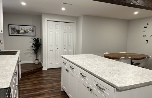 Kamloops House | Feel at home in This 2 Bedroom Basement Suite