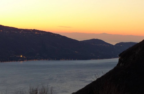 Aer Apartment | Feel good in the green, view of the lake, ideal for cycling and hiking, WiFi