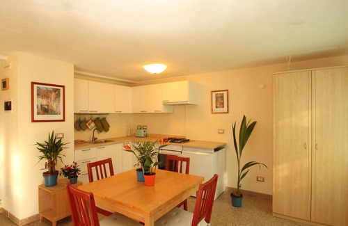 Bardolino Condo | Feel-good oasis with its own garden - pool with Lake Garda view, bar and restaurant