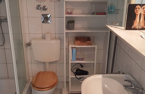 Flensburg Apartment | Feel-good organic accommodation for 1-3 between FL Centrum & Solitüde Strand