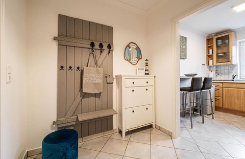 Langballigholz Apartment | Feel-good place by the sea. Modern, accessible apartment with sun terrace and garden