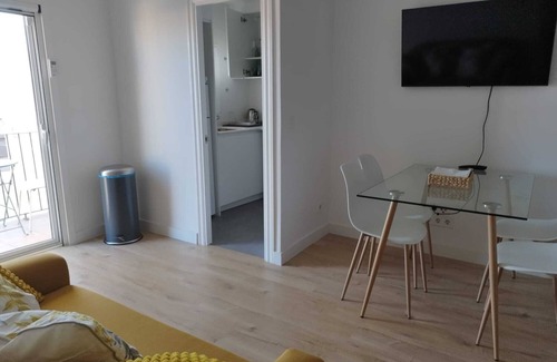 Cornella de Llobregat Apartment | Feel Welcome Barcelona Splau