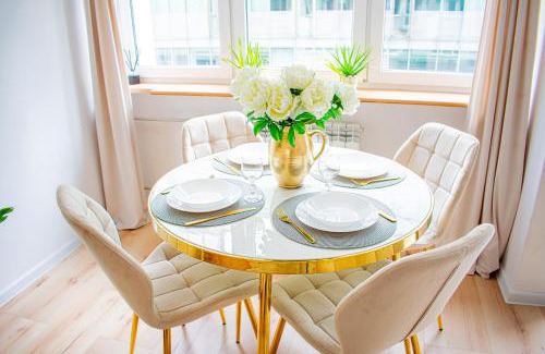 Srodmiescie Połnocne Apartment | FeelHarmony Jasna Apartment - Metro Świętokrzyska
