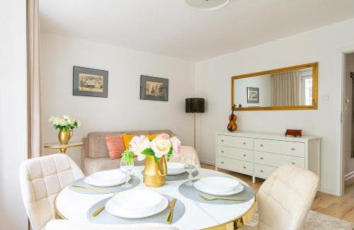 Srodmiescie Połnocne Apartment | FeelHarmony Jasna Apartment - Metro Świętokrzyska