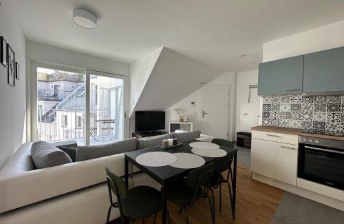 Stuwerviertel Apartment | FeelHome-Dachterrasse-4 Gäste-WiFi