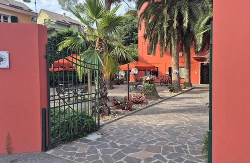 Borgo Antico Apartment | FEGINA 2Splitted FLATS 7guests 3 BEDROOMS
