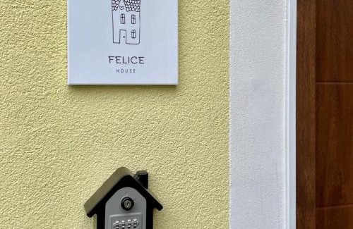 Cardano al Campo Apartment | Felice House