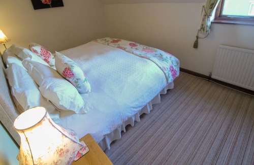 Allithwaite Cottage | Fell View close to Lake Windermere with leisure club included.