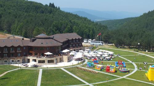 Kaynaslı Hotel | Fenerbahçe Serkan Acar Resort&Sports Topuk Yaylası