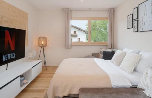 Bernau am Chiemsee Apartment | FENJOY Ferienapartments am Chiemsee - Balkon - BBQ