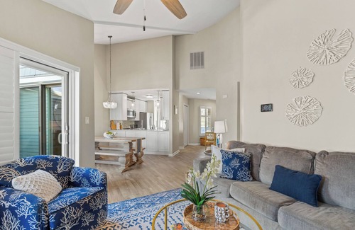 Caine Woods Condo | Fenwick Island DE or Ocean City MD Charming Coastal Comfort at the Beach