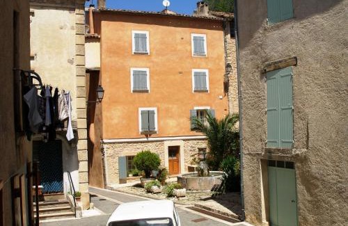 Chateaudouble Apartment | Feriehuset i Provence