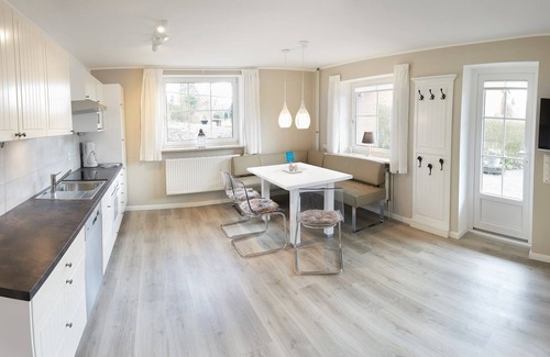 Bunsdorf Apartment | Ferien am Wittensee - Helle und Moderne Ferienwohnung für bis zu 6 Personen