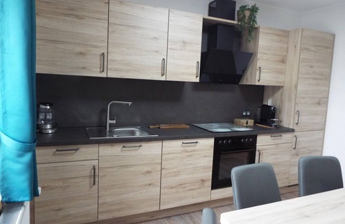 Bolsdorf House | Feriendomizil Vulkaneifel - 6-bed vacation home shower/WC 3 bedrooms