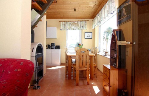Barth House | Ferienhaus am Schilfufer in Barth
