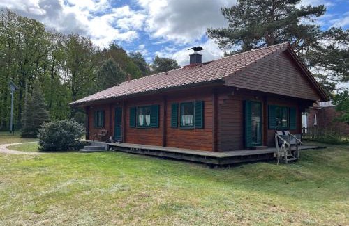 Viereck Ski Chalet | Ferienhaus am Waldesrand