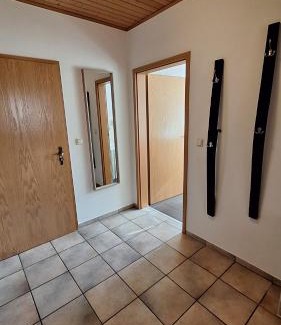 Poltersdorf House | Ferienhaus "Anne" und Weingut Willi Fett