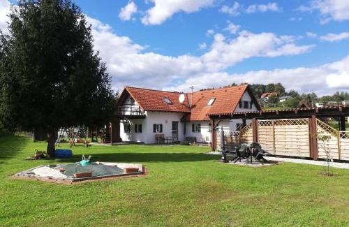 Kirchberg an der Raab House | Ferienhaus Am Bach