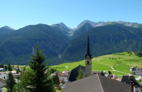 Albula-Alvra House | Ferienhaus Bensel
