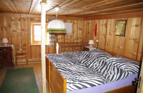 Praz House | Ferienhaus Brün