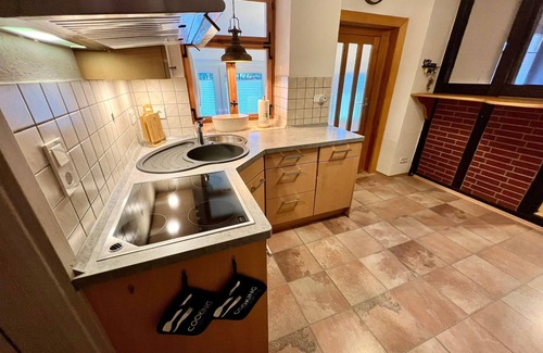 Harzgerode Apartment | Ferienhaus Hüttenblick - Ferienwohnung Seidenglanz