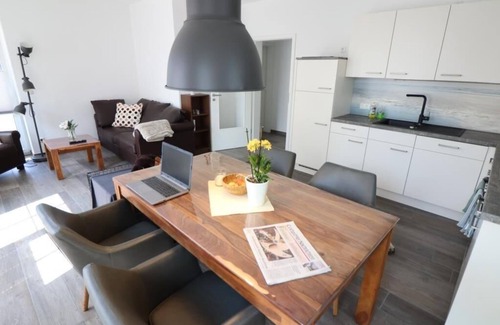 Holte-Spangen House | Ferienhaus im Angerdorf